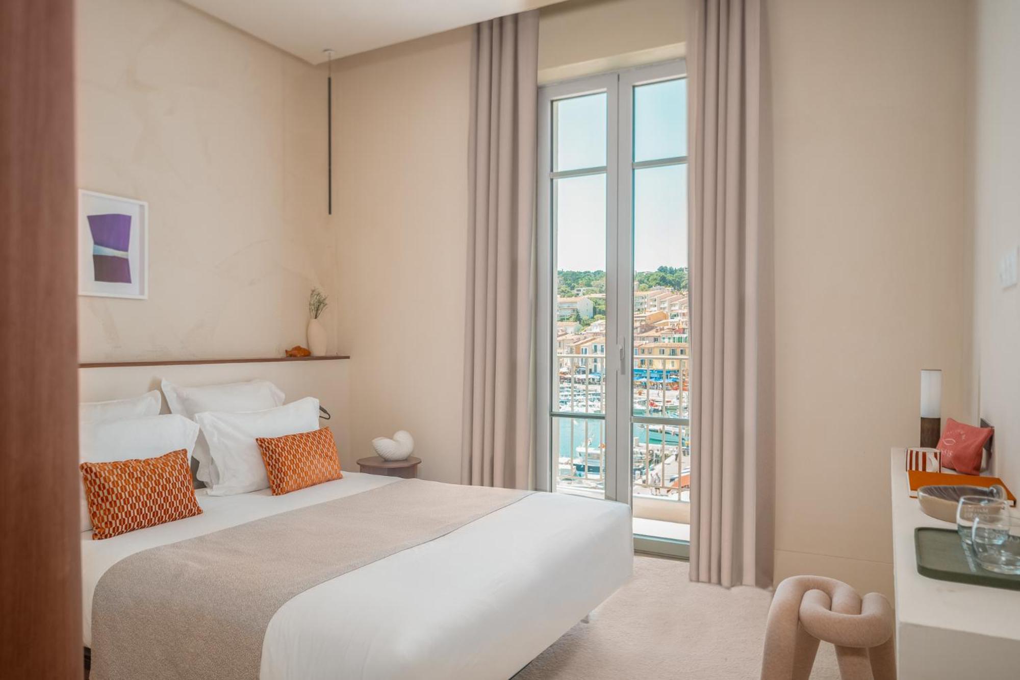 Hotel Liautaud Rooftop Каси Екстериор снимка